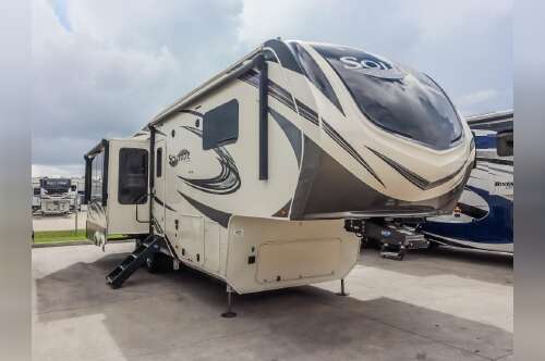 2021 Grand Design Solitude 310GK in katy TX