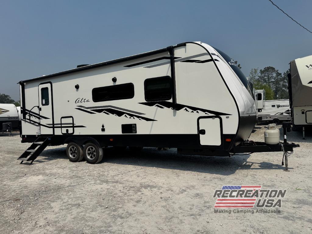 2021 East To West Alta 2600KRB in longs SC