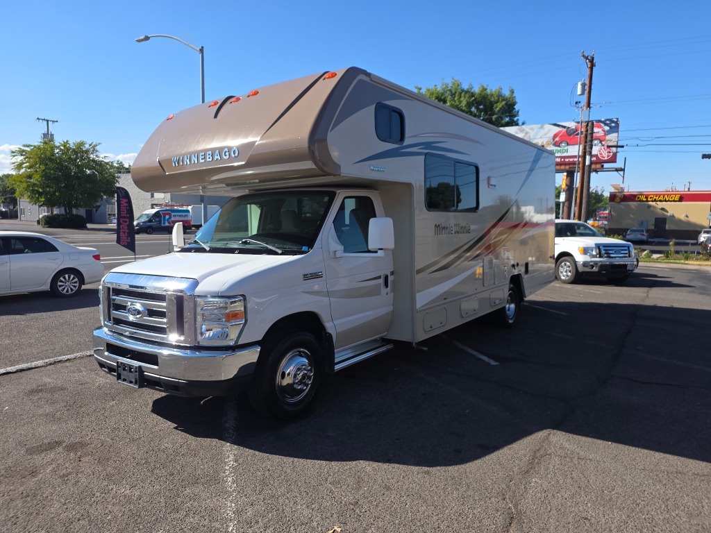 2016 Winnebago Minnie Winnie 25B in eugene OR