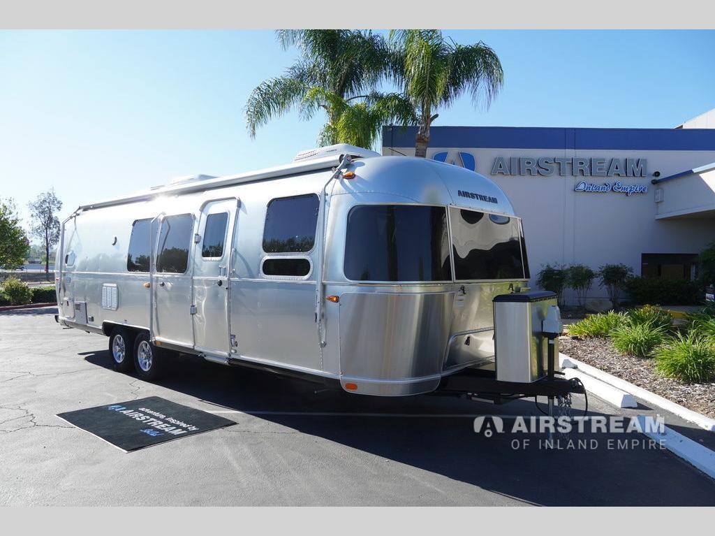 2020 Airstream Flying Cloud 30FB Bunk RV