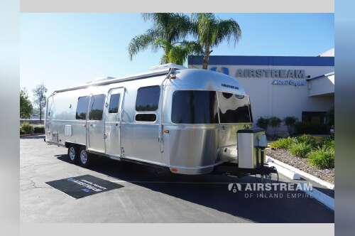 2020 Airstream Flying Cloud 30FB Bunk in temecula CA