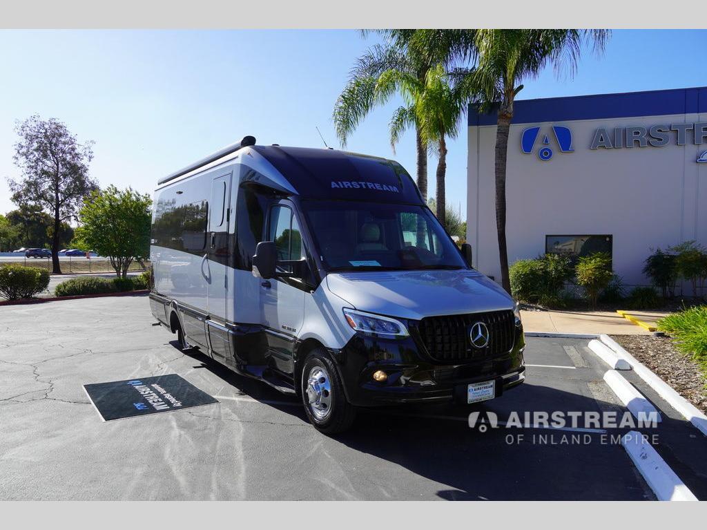 2027 Airstream Atlas 25MS Tommy Bahama Advanced Power Plus RV