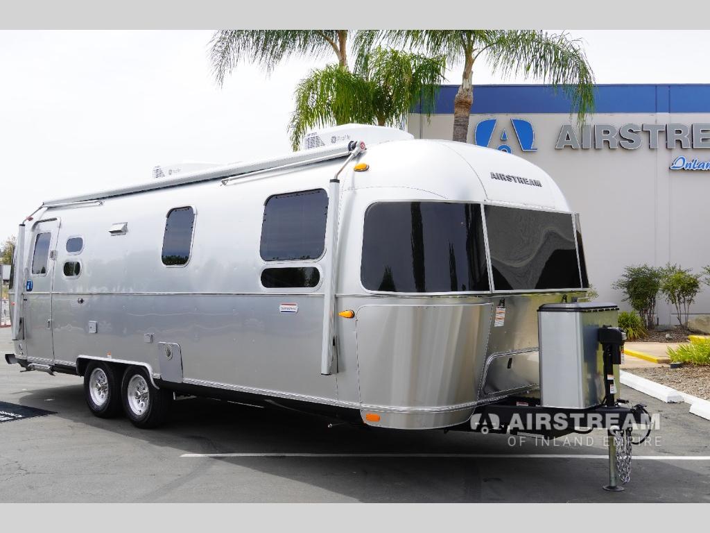 2027 Airstream International 27FBQ Hatch in temecula CA