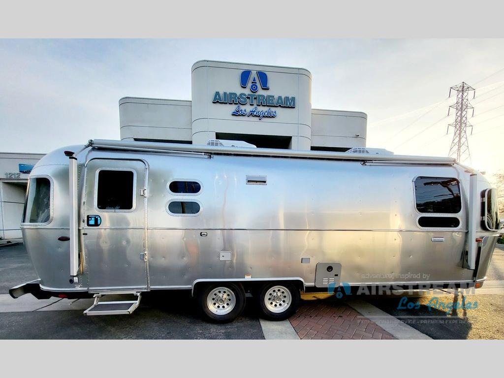 2025 Airstream International 27FBQ in san gabriel CA