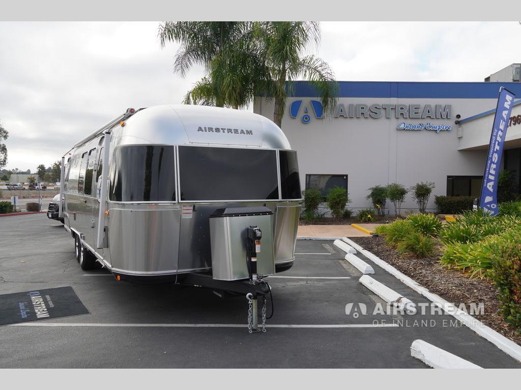 2026 Airstream Classic 28RBT in temecula CA