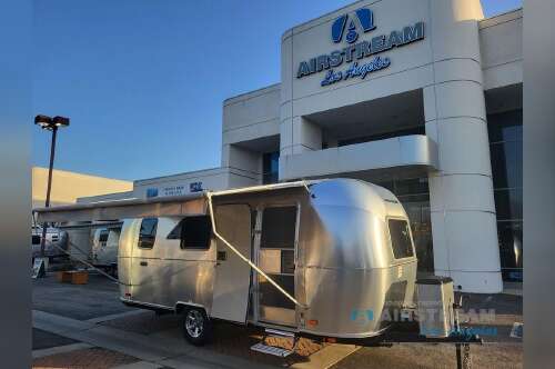 2026 Airstream World Traveler 22RB in san gabriel CA