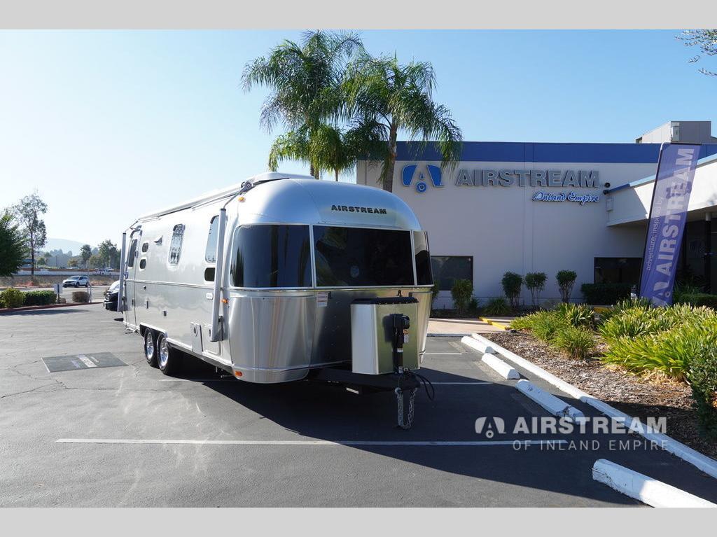 2026 Airstream Globetrotter 25FBQ in temecula CA