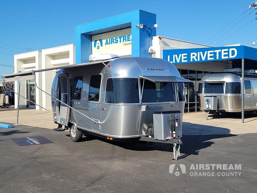 2026 Airstream Caravel 22FB RV