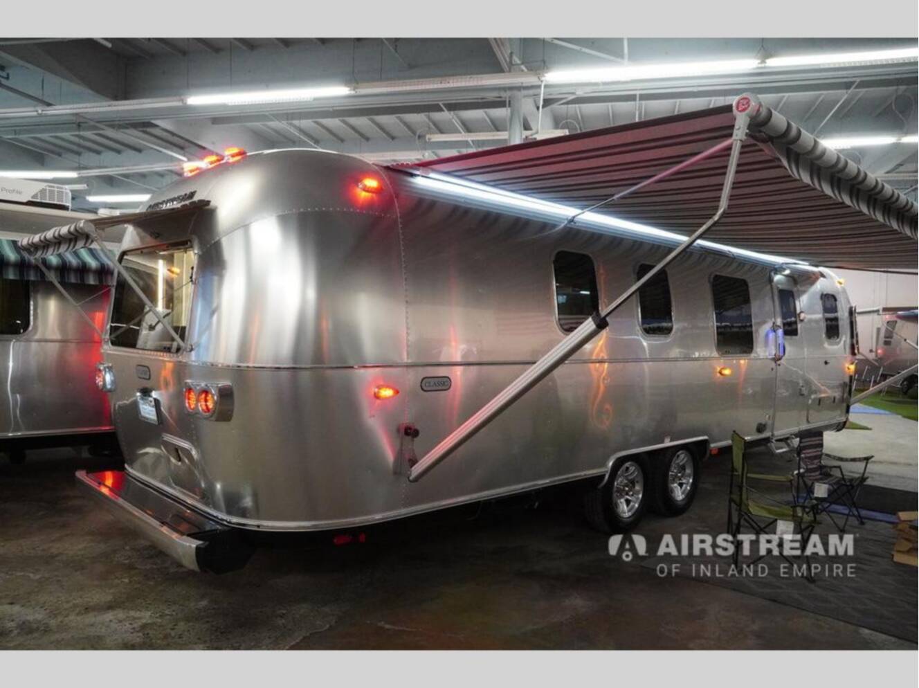 A photo of this 2026 Airstream Classic 33FBT