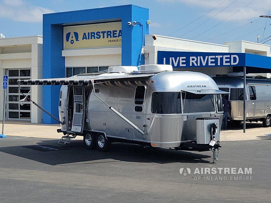 2025 Airstream Globetrotter 25FB in midway city CA
