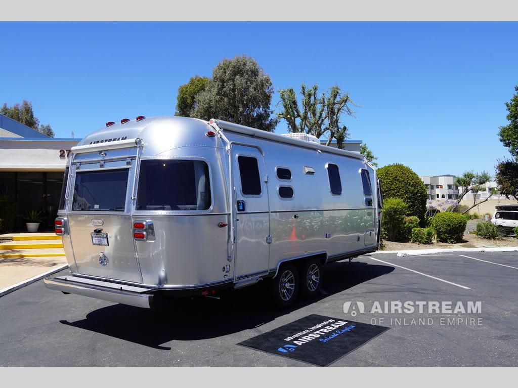 View more photos of this listing