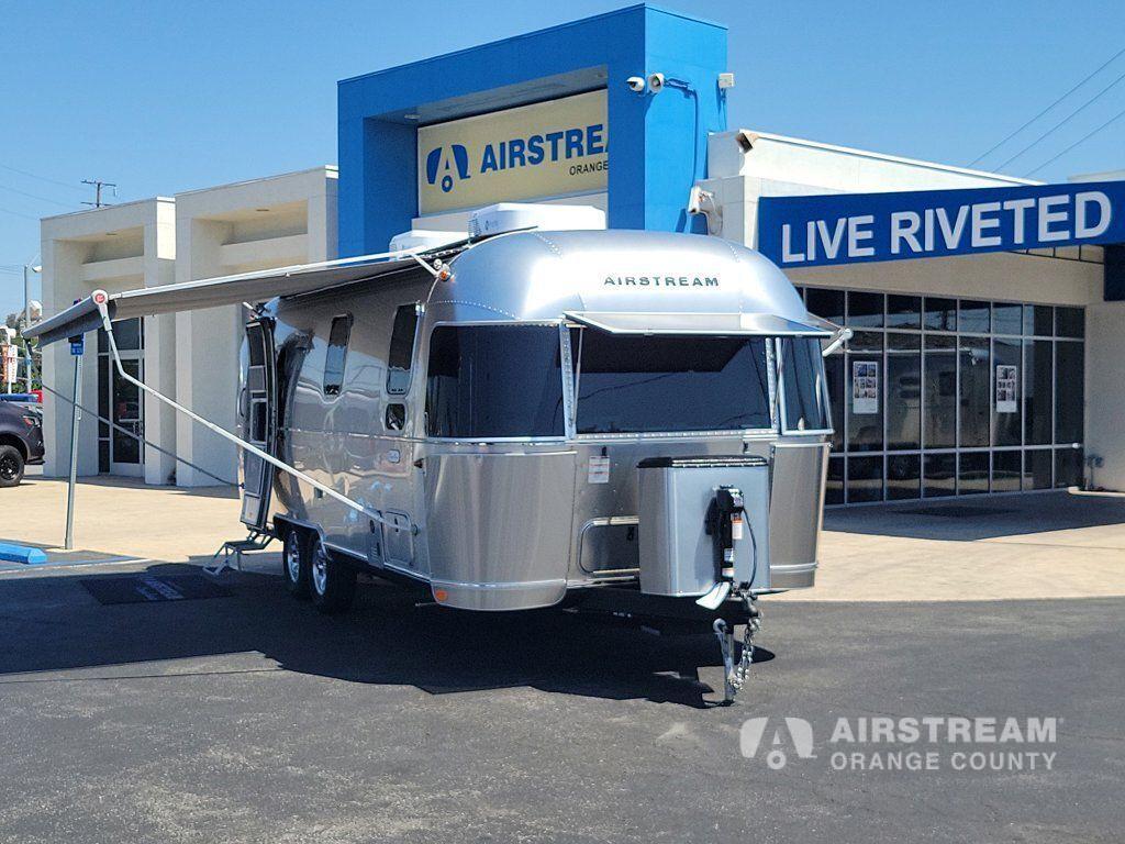 2026 Airstream Flying Cloud 25FB Twin RV