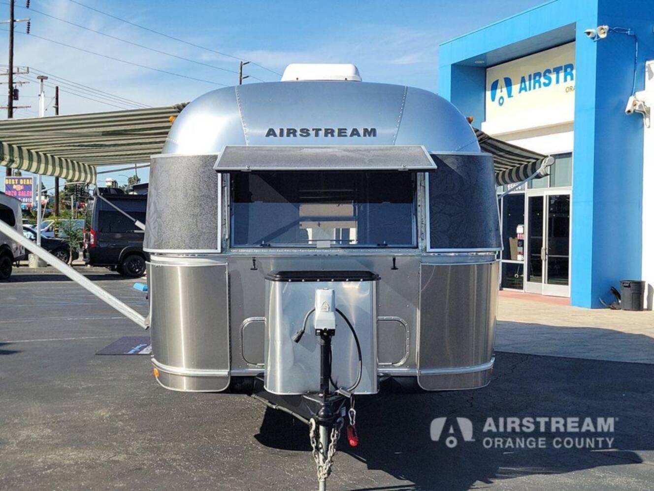 A photo of this 2019 Airstream Tommy Bahama 27FB