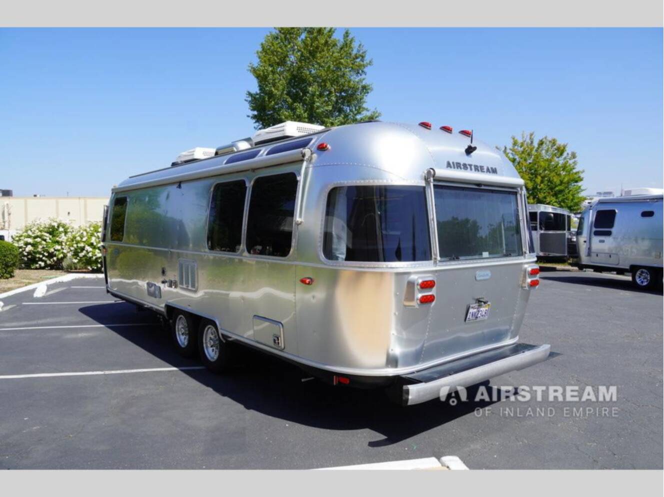 A photo of this 2020 Airstream Globetrotter 27FBQ