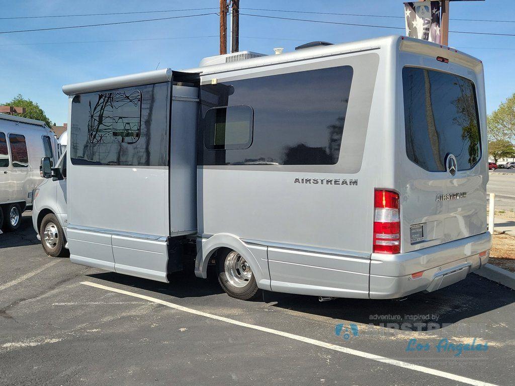 2023 Airstream Atlas Murphy Suite in san gabriel CA