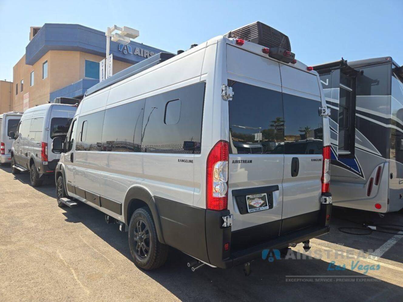 A photo of this 2026 Airstream Rangeline Pop Top