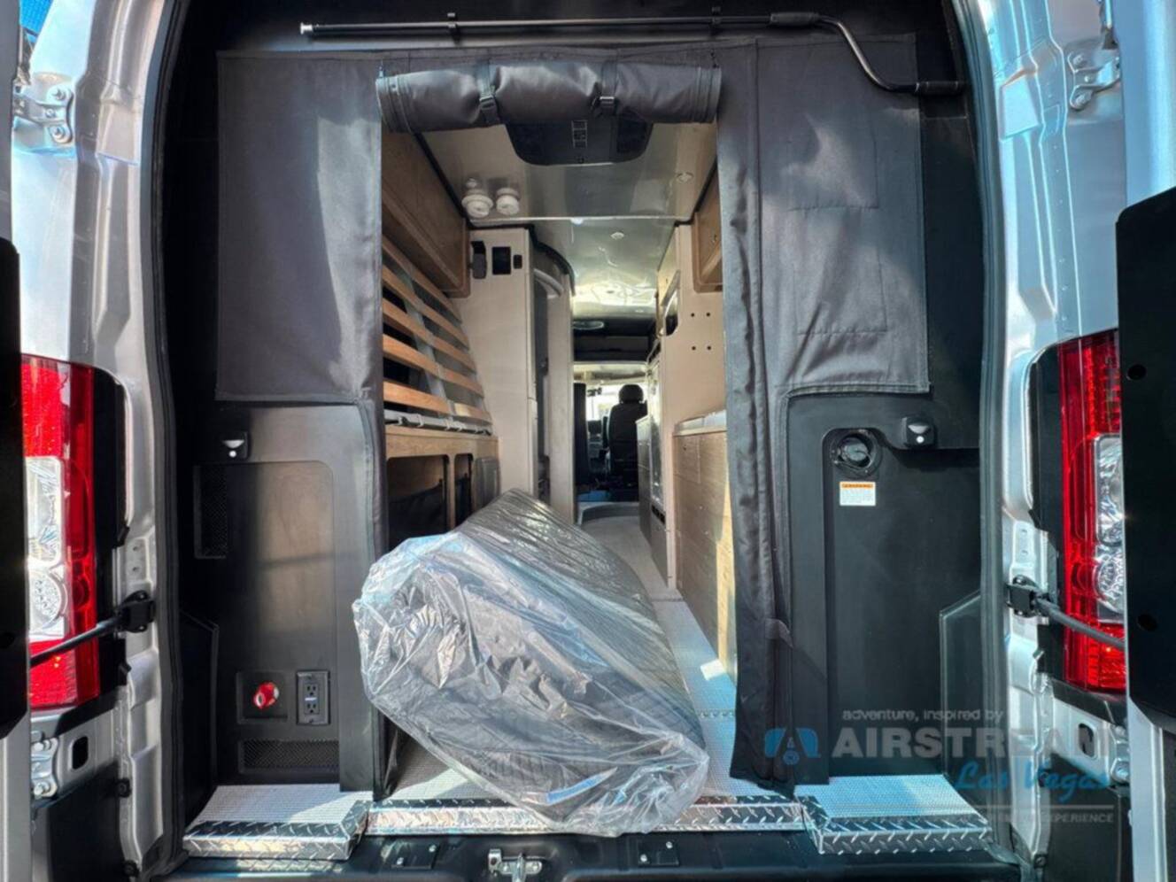 A photo of this 2026 Airstream Rangeline Hard Top