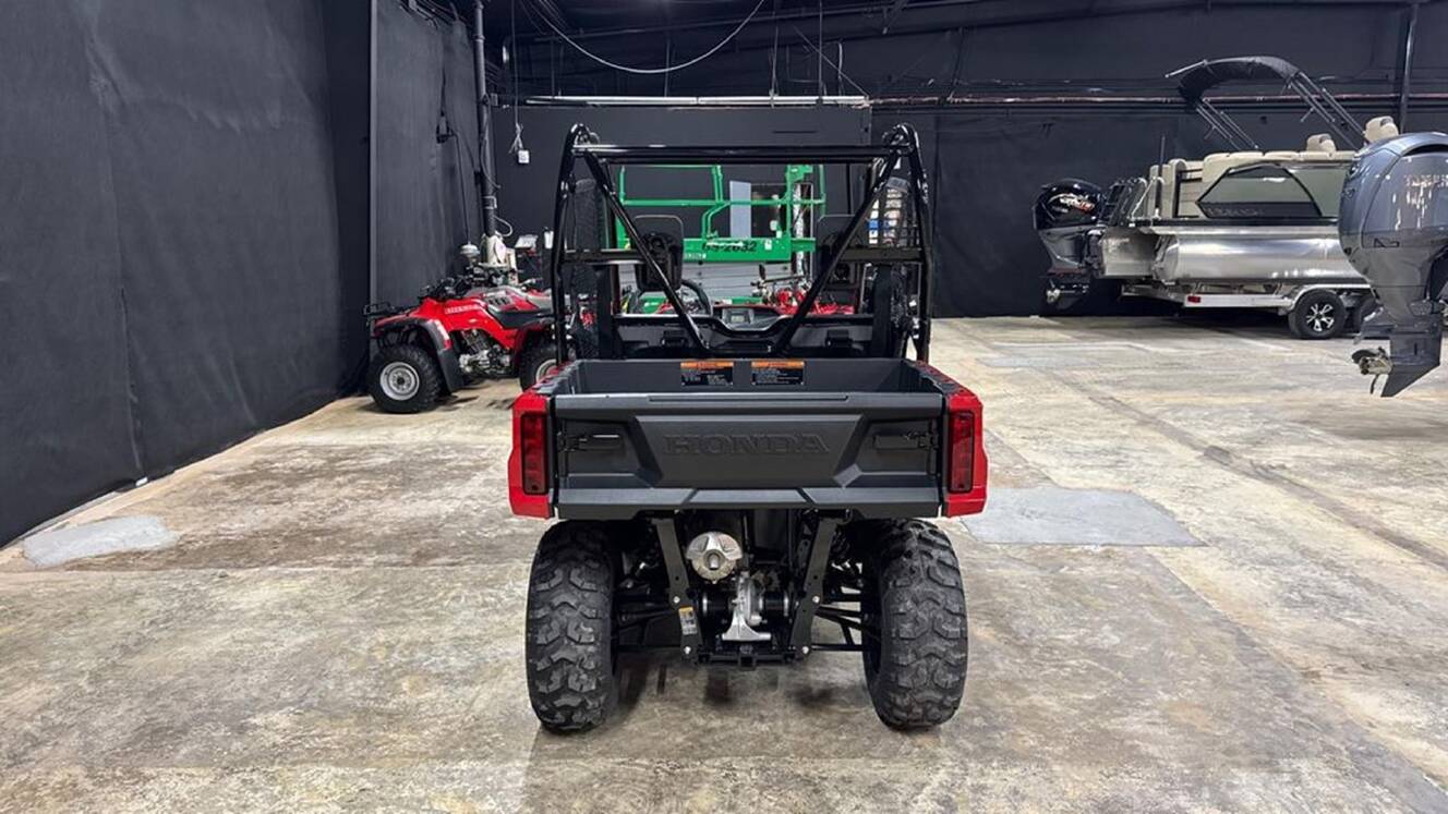 A photo of this 2026 Honda Pioneer 520
