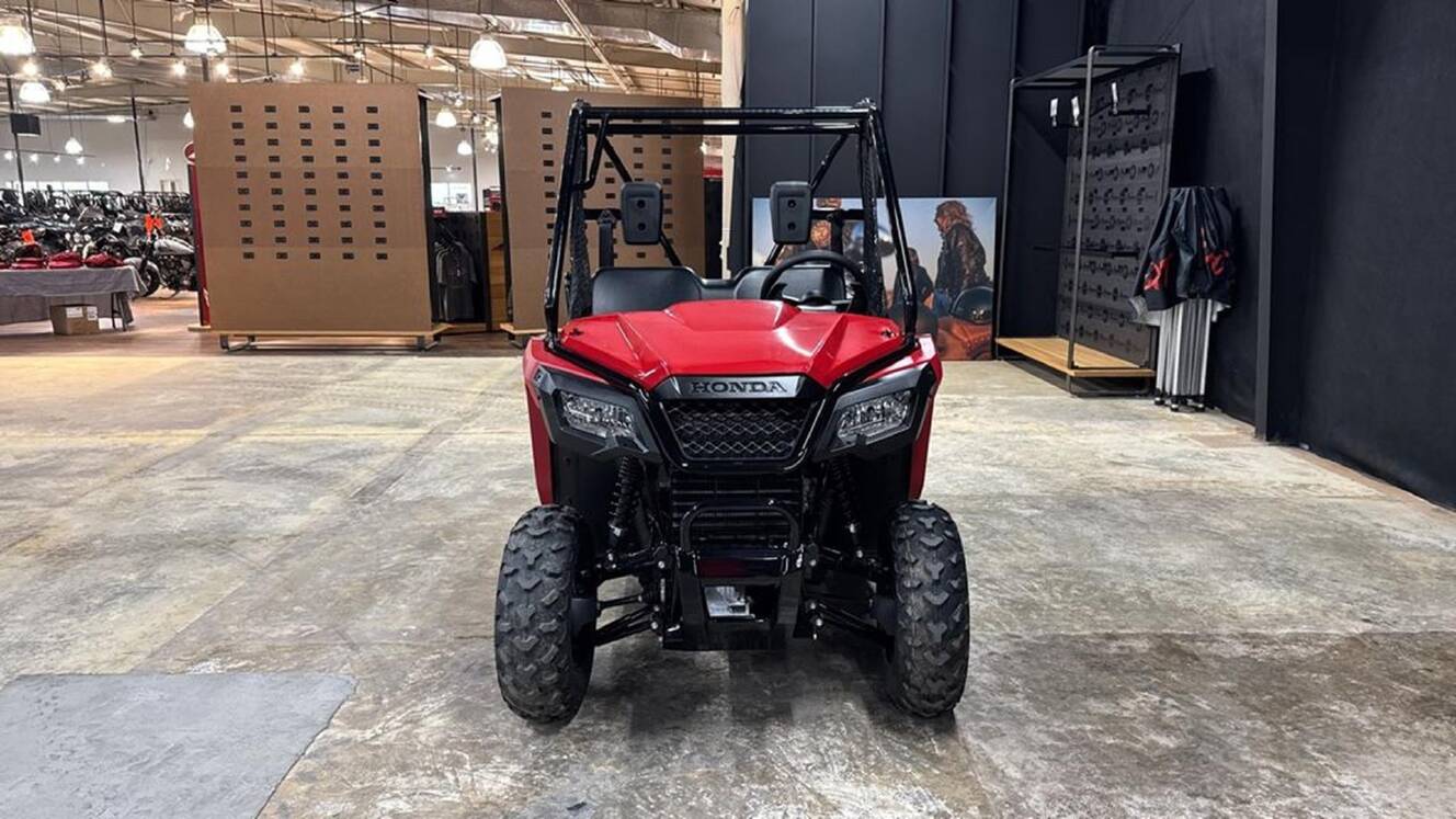 A photo of this 2026 Honda Pioneer 520
