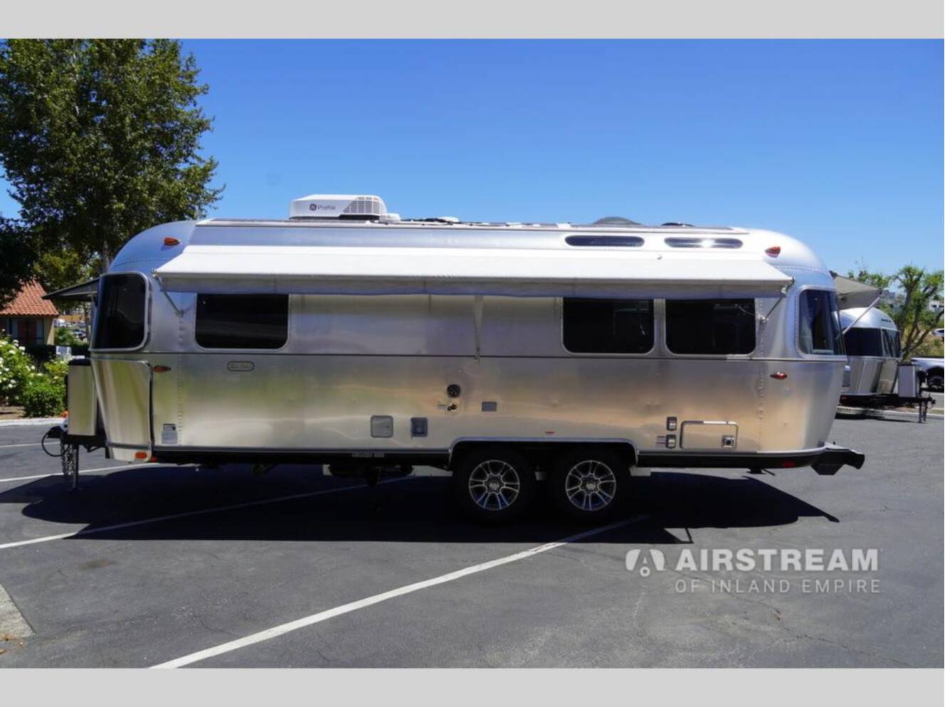 A photo of this 2026 Airstream Trade Wind 25FBQ Hatch