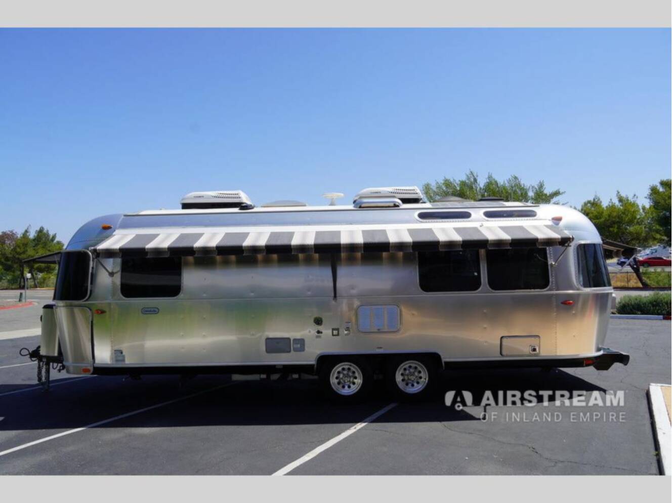 A photo of this 2020 Airstream Globetrotter 27FBQ