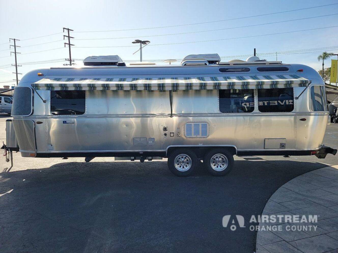 A photo of this 2019 Airstream Tommy Bahama 27FB