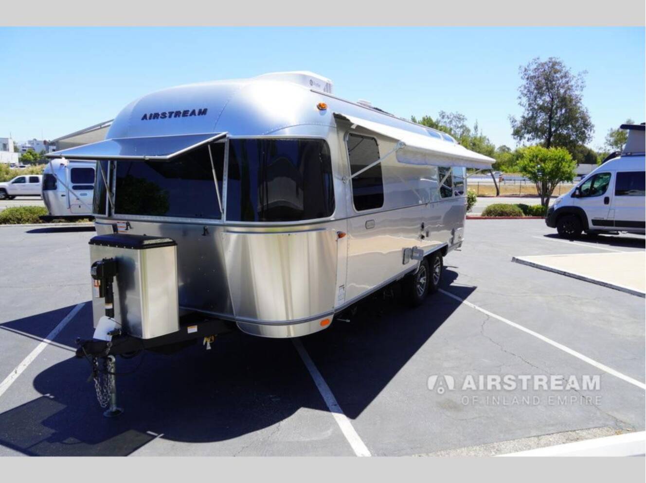 A photo of this 2026 Airstream Trade Wind 25FBQ Hatch
