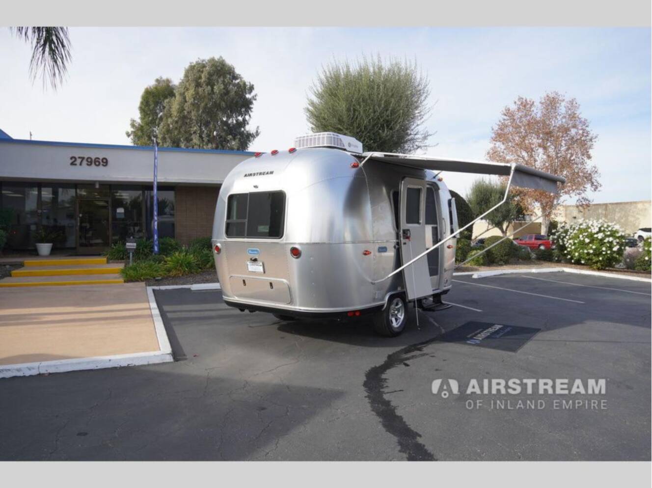 A photo of this 2026 Airstream Bambi 16RB