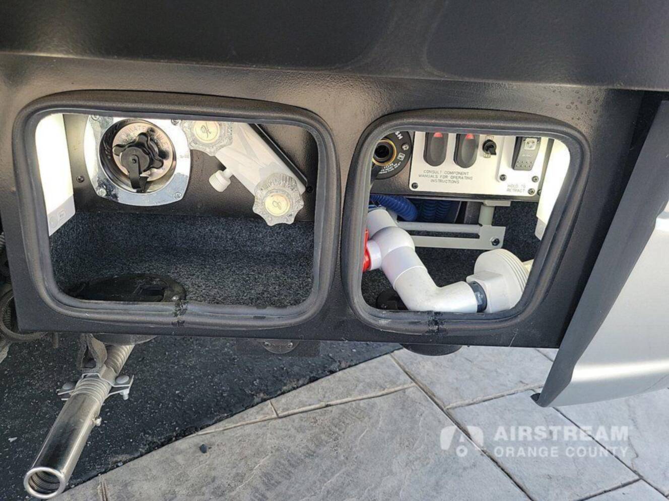 A photo of this 2025 Airstream Atlas Murphy Suite E1