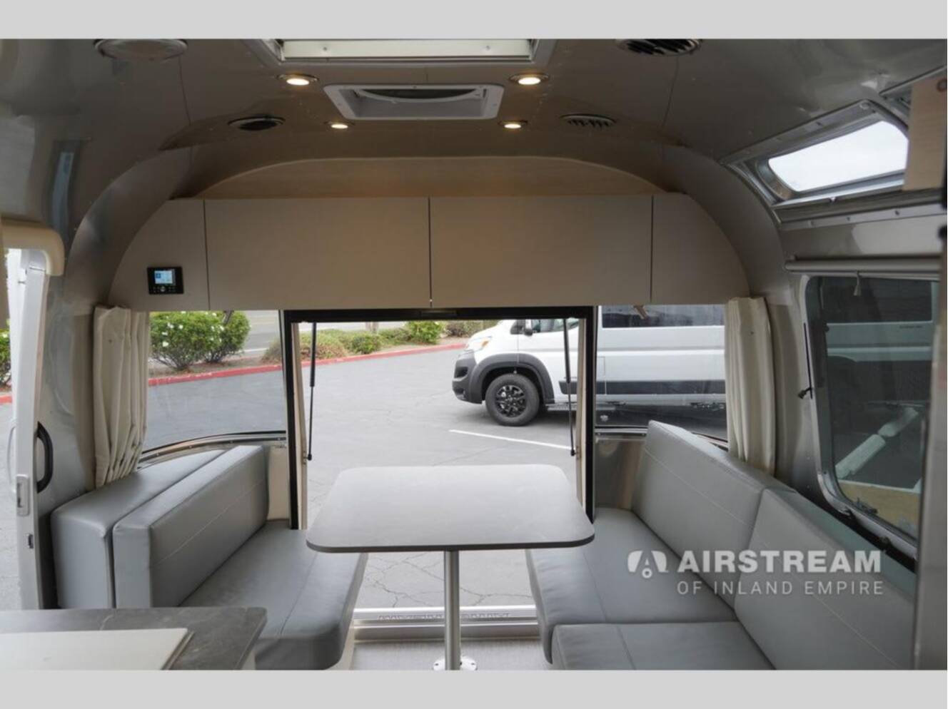 A photo of this 2026 Airstream Flying Cloud 25FBQ Hatch