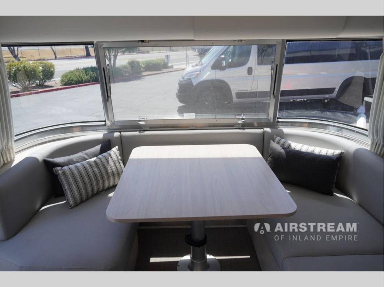A photo of this 2020 Airstream Globetrotter 27FBQ