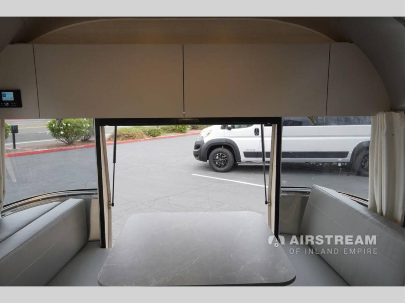 A photo of this 2026 Airstream Flying Cloud 25FBQ Hatch