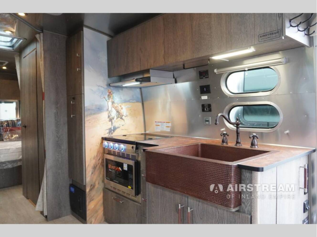 A photo of this 2026 Airstream STETSON 6666 SPECIAL EDITION