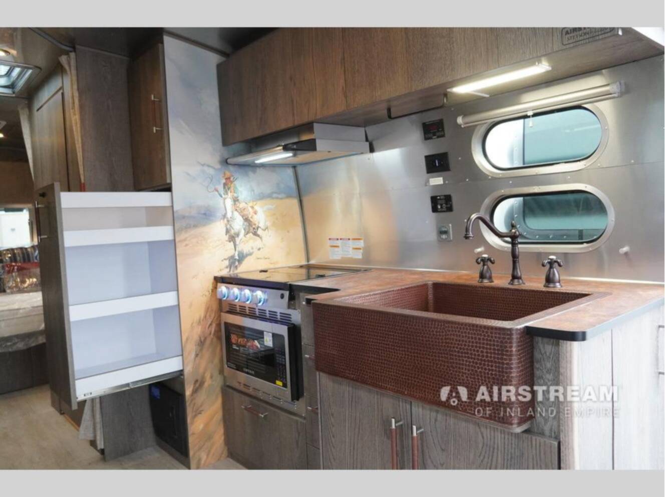 A photo of this 2026 Airstream STETSON 6666 SPECIAL EDITION