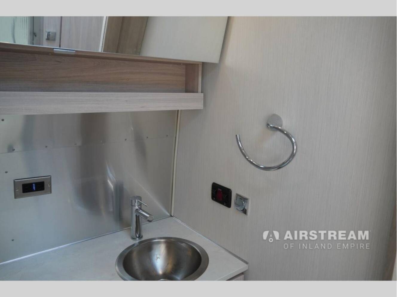 A photo of this 2020 Airstream Globetrotter 27FBQ