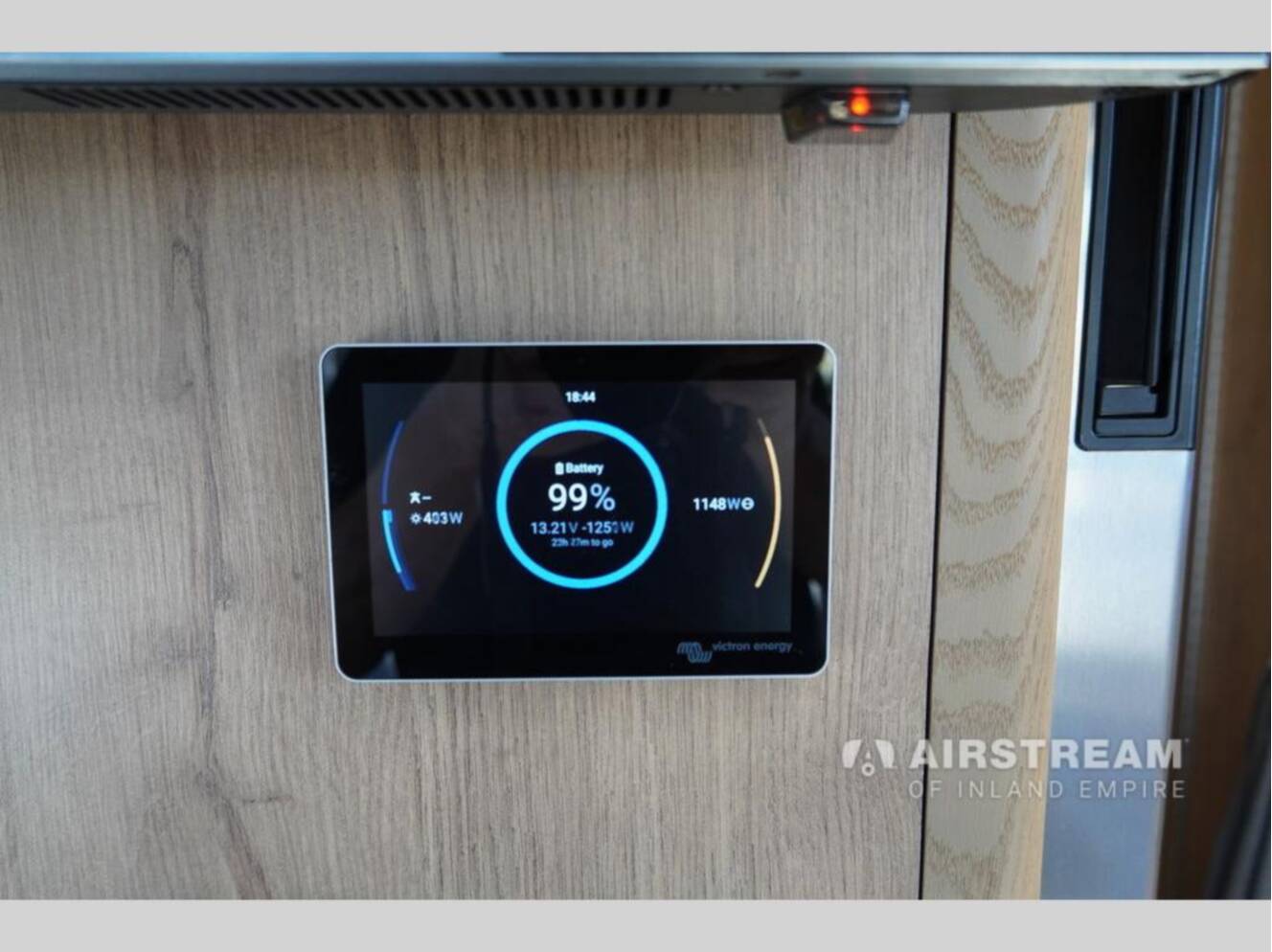 A photo of this 2026 Airstream Trade Wind 25FBQ Hatch