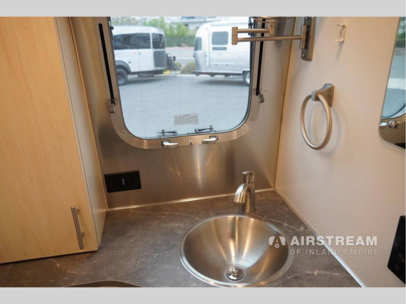 A photo of this 2026 Airstream Flying Cloud 25FBQ Hatch