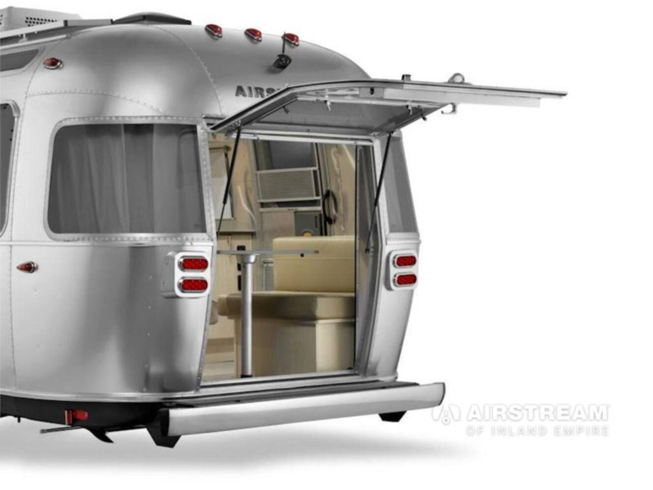 A photo of this 2026 Airstream Flying Cloud 25FBQ Hatch