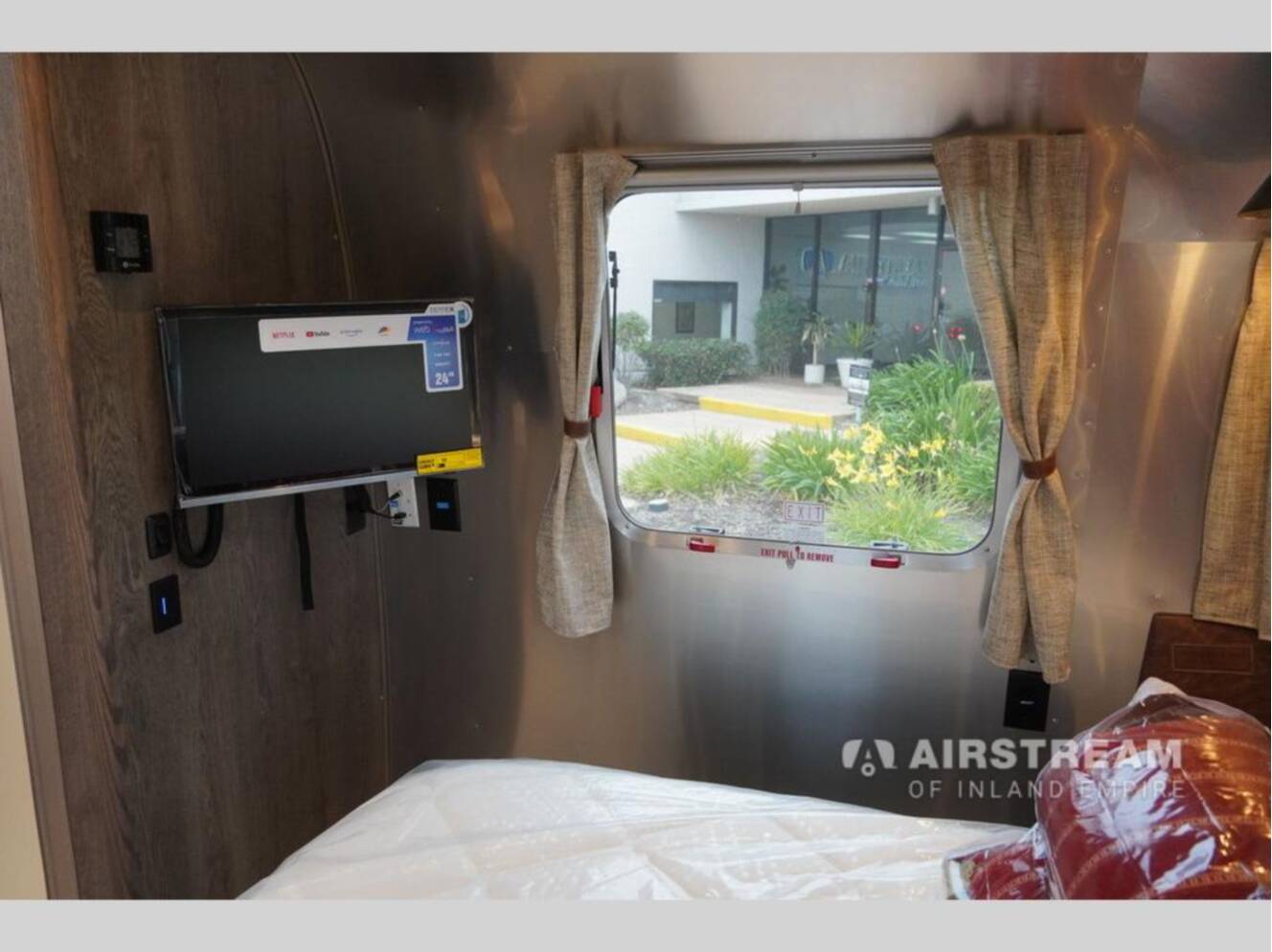 A photo of this 2026 Airstream STETSON 6666 SPECIAL EDITION