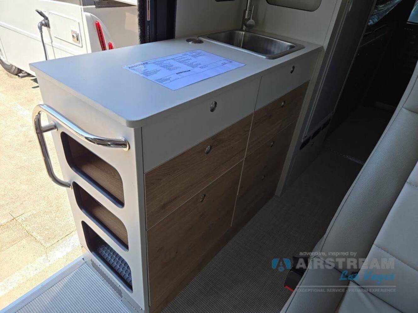 A photo of this 2026 Airstream Rangeline Pop Top