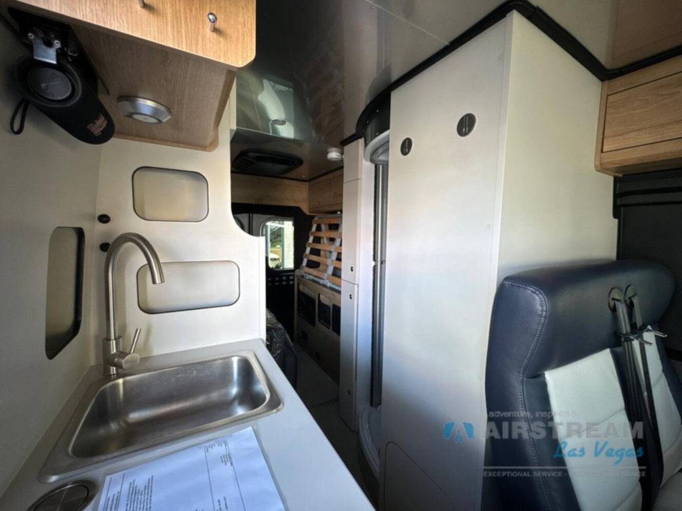 A photo of this 2026 Airstream Rangeline Hard Top