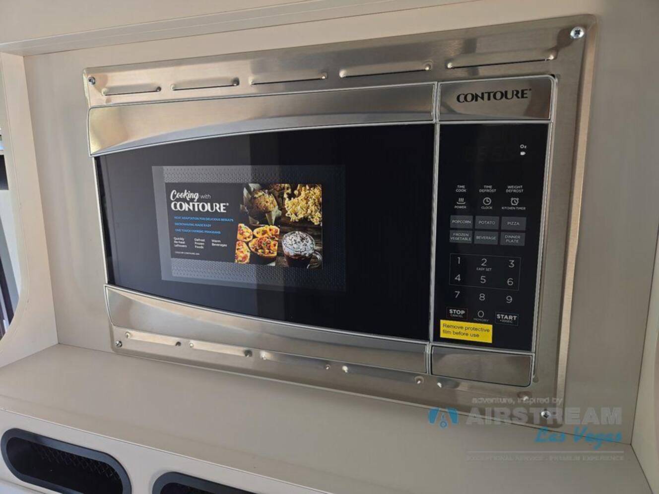 A photo of this 2026 Airstream Rangeline Pop Top