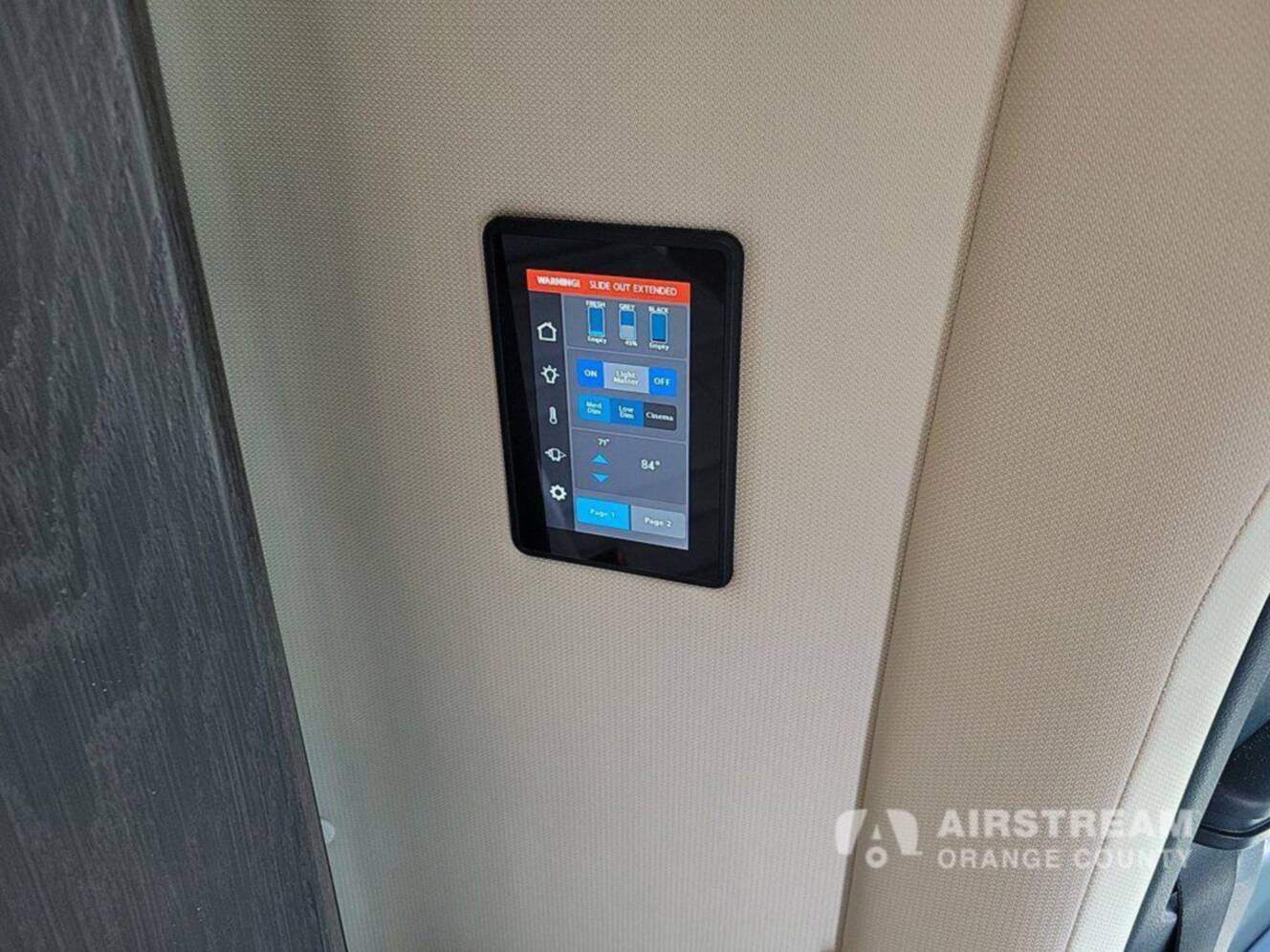 A photo of this 2025 Airstream Atlas Murphy Suite E1