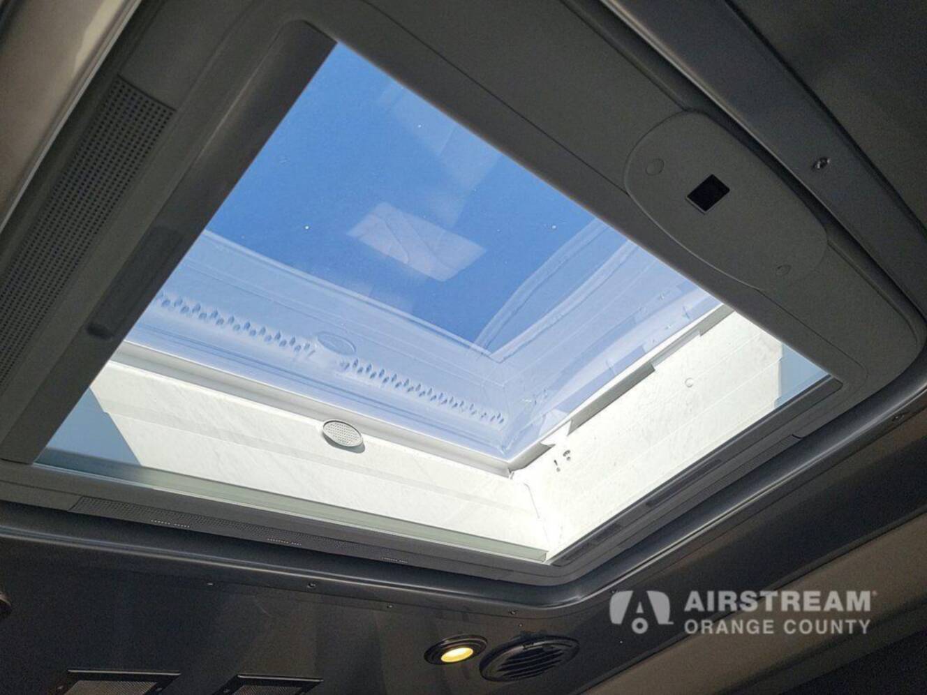 A photo of this 2025 Airstream Atlas Murphy Suite E1