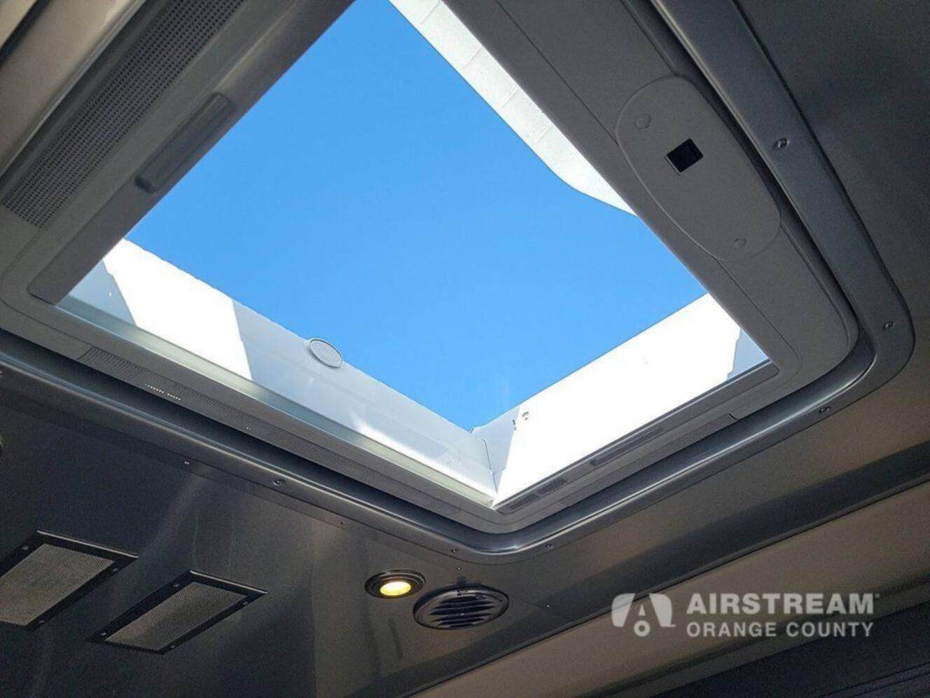 A photo of this 2025 Airstream Atlas Murphy Suite E1