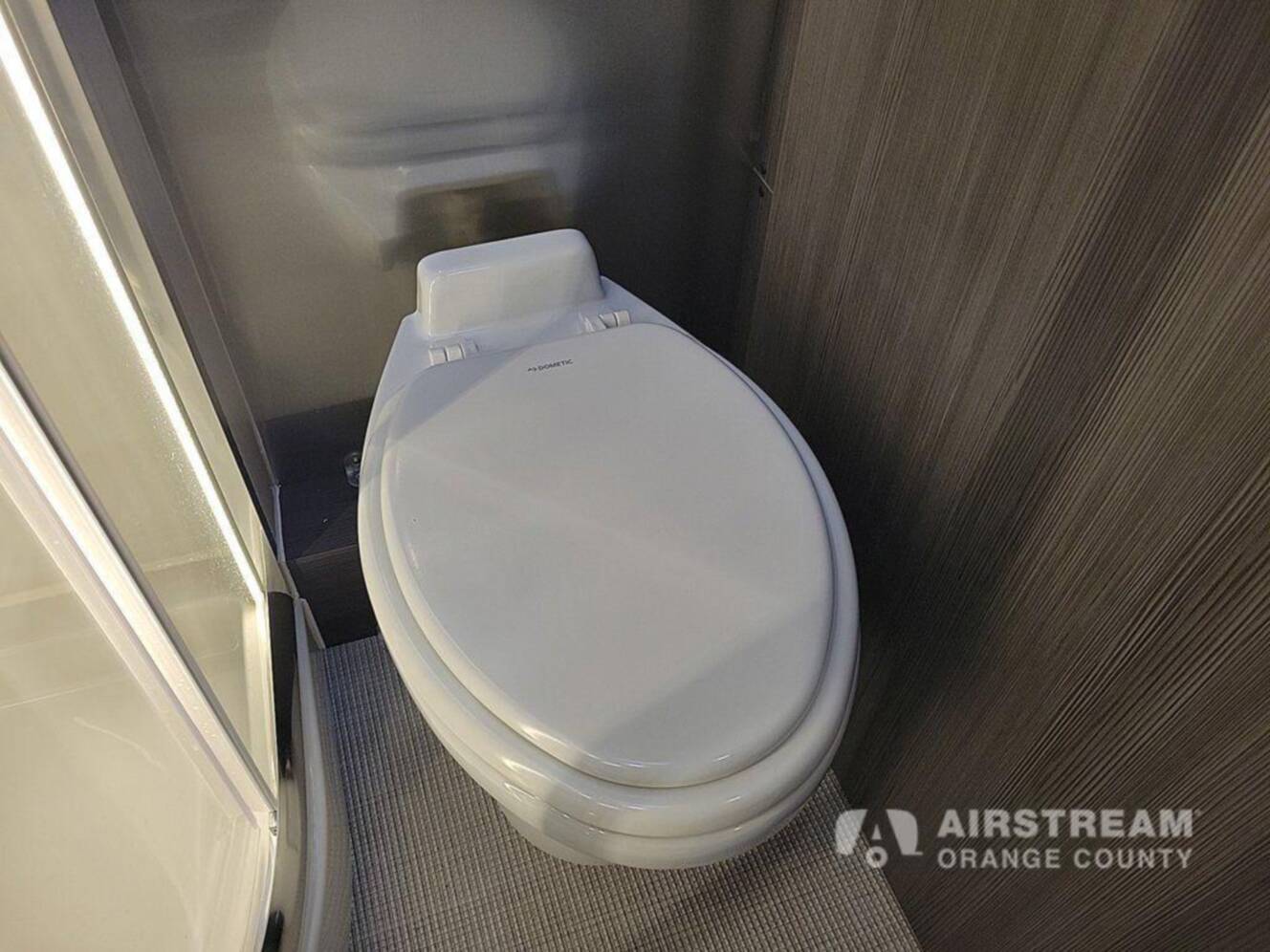 A photo of this 2025 Airstream Atlas Murphy Suite E1