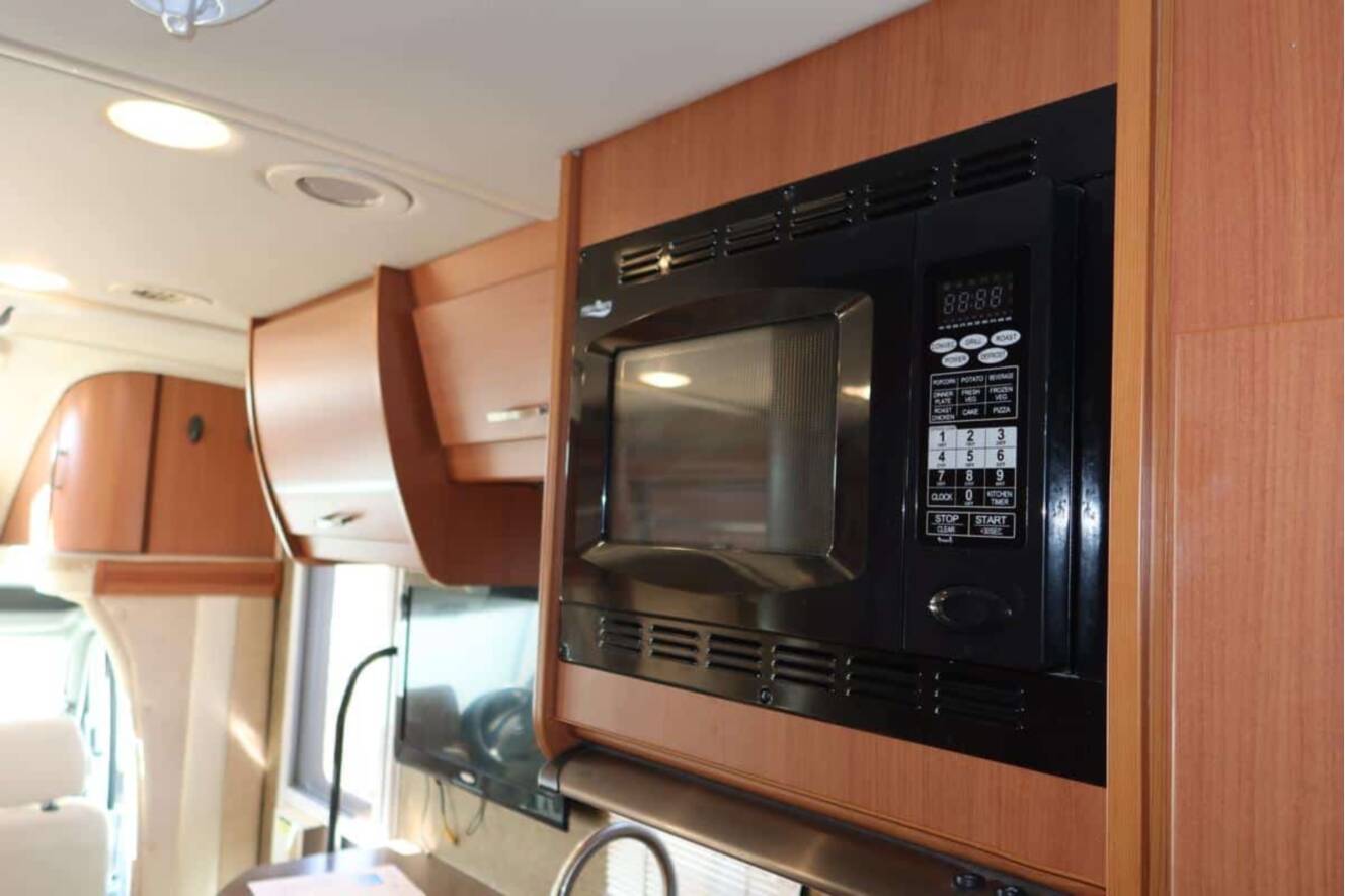 A photo of this 2013 Itasca NAVION IQ 24G