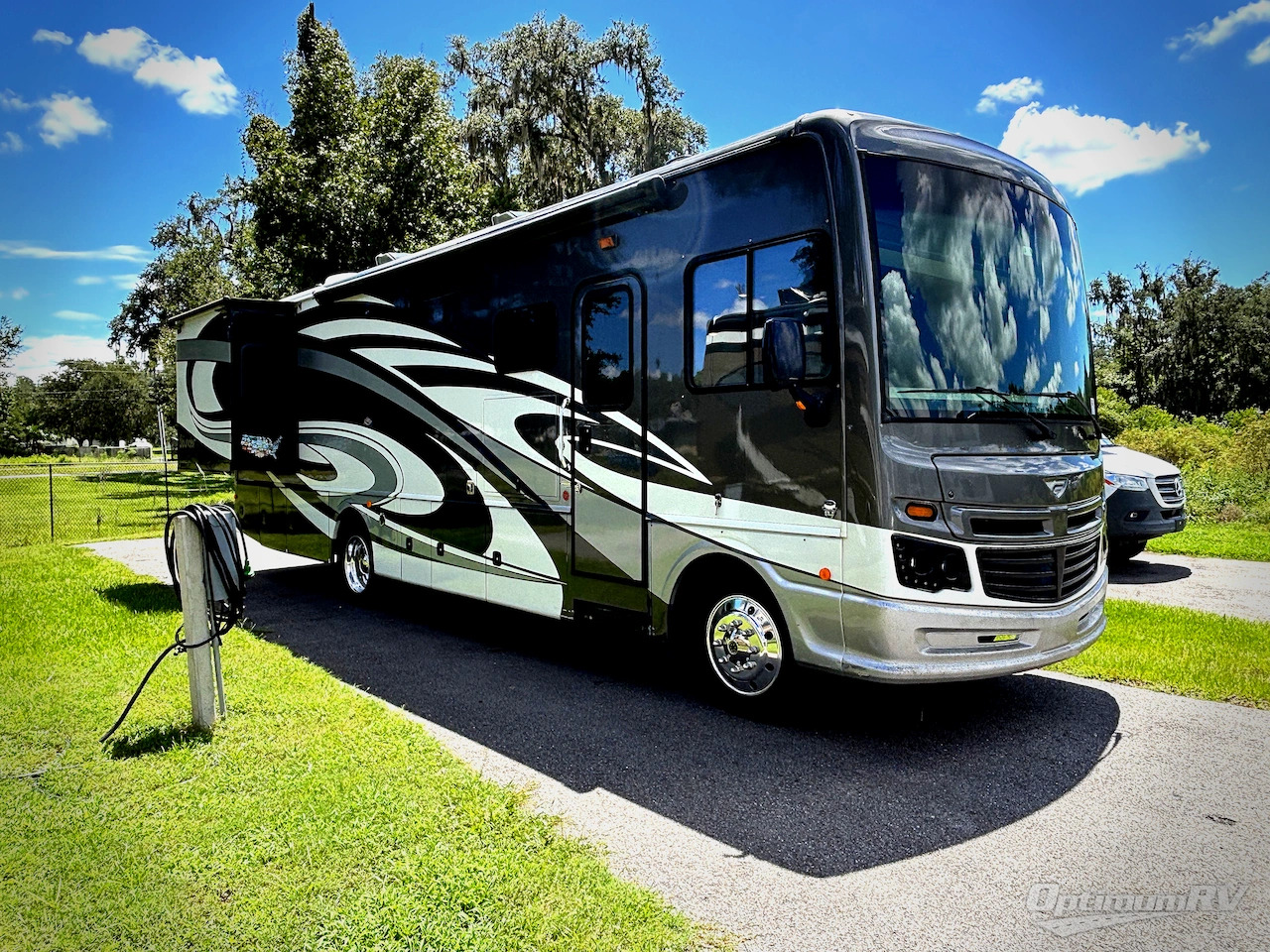 2019 Fleetwood Bounder 33C in ocala FL