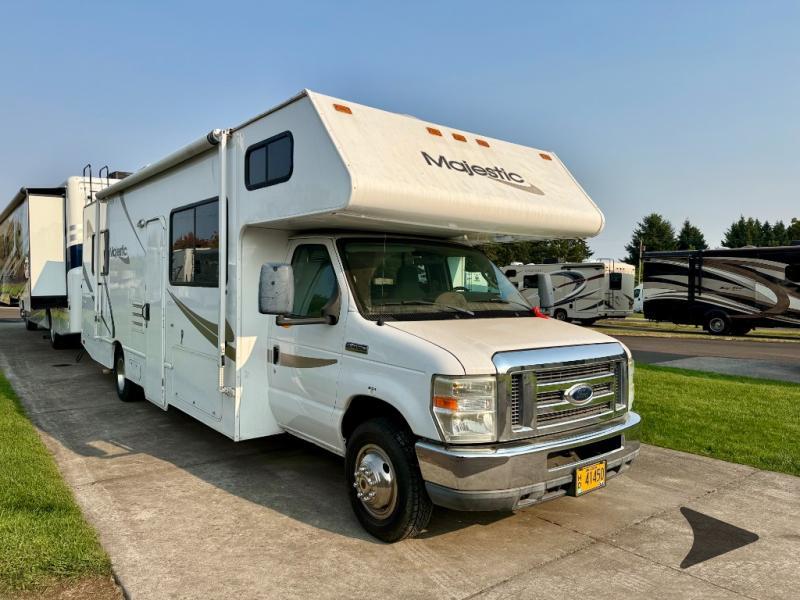 2011 Thor Motor Coach Majestic 28A in junction city OR