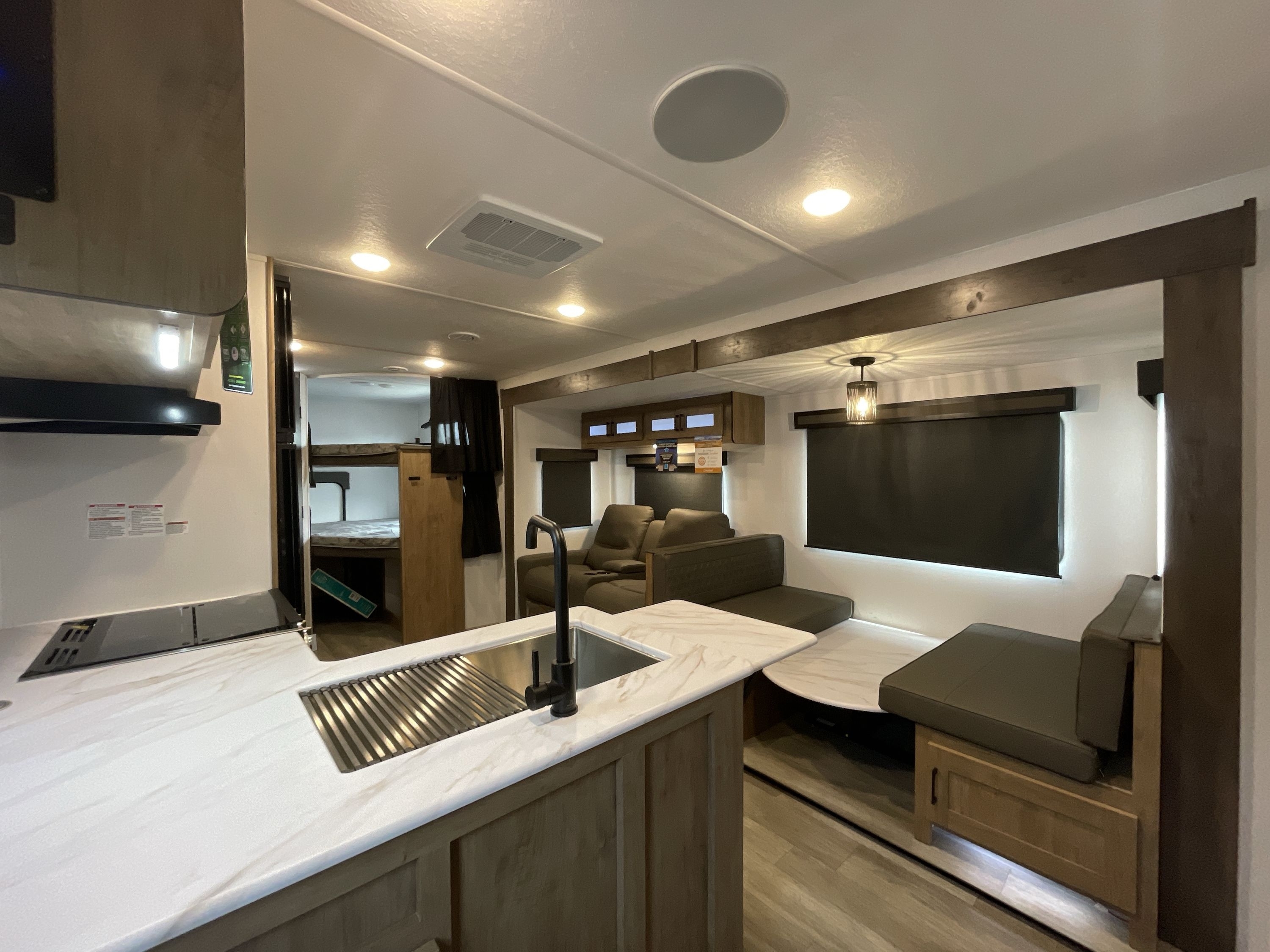 2024 Coachmen FREEDOM EXPRESS ULTRA LITE 288BHDS in spartanburg SC
